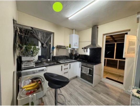 2 bed Maisonette for Rent - Photo 1