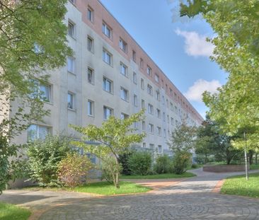 4-Raum-Wohnung mit Balkon in der 5. Etage - Foto 1