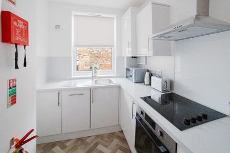 2 bedroom parking to rent - Photo 4