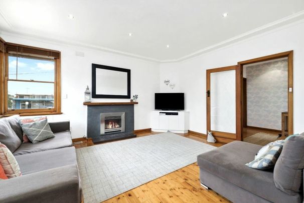 THREE BEDROOM HOME IN FANTASTIC LOCATION - Photo 1