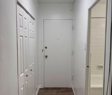 For Lease - 1582 Bathurst Street Unit# 203, Toronto, Ontario - Photo 4