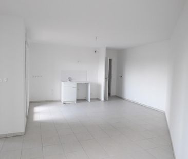 location Appartement F3 DE 64.6m² À VILLEURBANNE - Photo 1