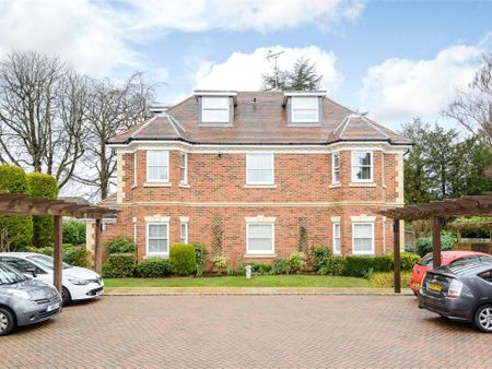 A well presented two bedroom ground floor apartment in Sunningdale - Photo 5