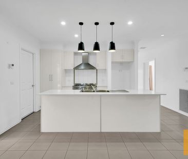 PERFECT FAMILY HOME - Photo 5