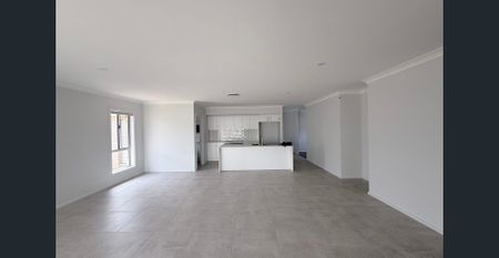 brand new and waiting for you - Photo 3