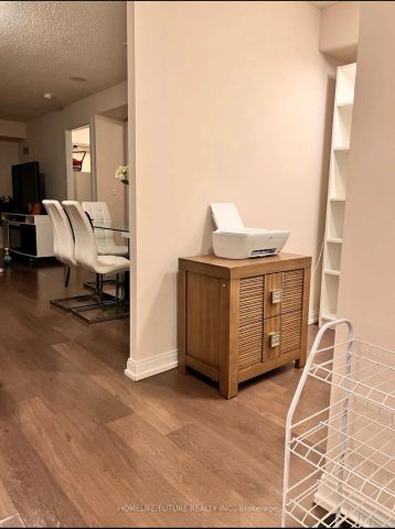 255 Village Green Square #1401 - Photo 3