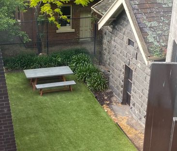 Port Melbourne - Photo 4