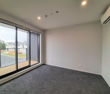 Spacious 2 bedrooms Apartment - Photo 3