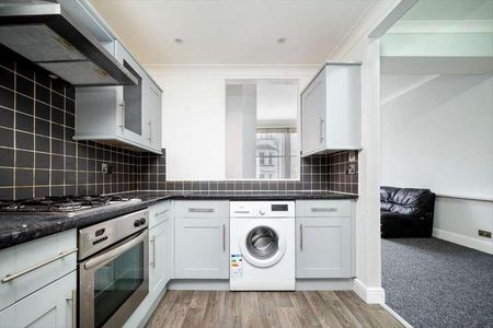 Princes Avenue, Finchley, N3 - Photo 2