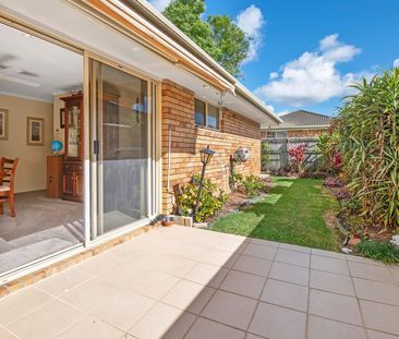 PICTURE PERFECT THREE BEDROOM HOME - Photo 4