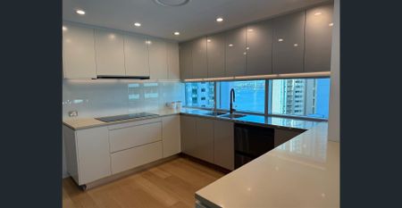 Entire-Floor Residence – Macrossan Residences - Photo 5