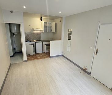 Location Appartement 1 pièce 19m² FONTAINEBLEAU 77300 - Photo 4
