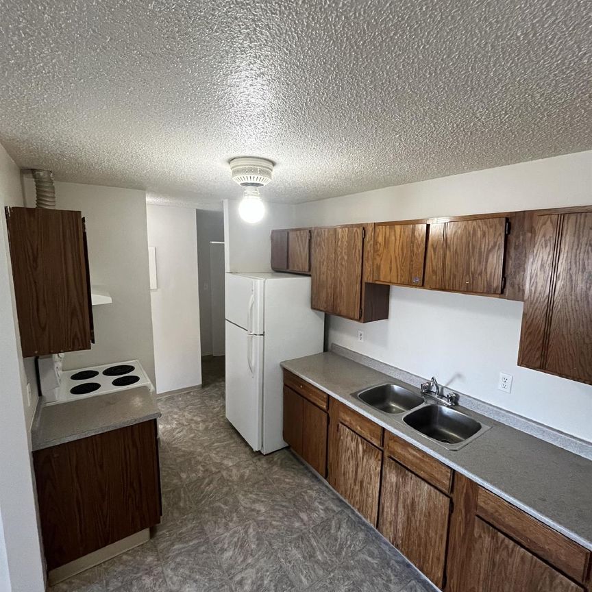 AURORA APARTMENTS - 102 - Photo 1