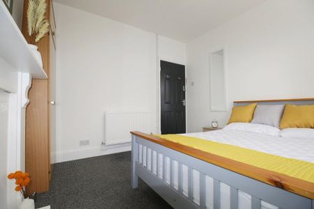 3 bedroom house share to rent - Photo 5