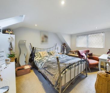 15 Arthur Street, Hillsborough, BT26 6AP - Photo 4