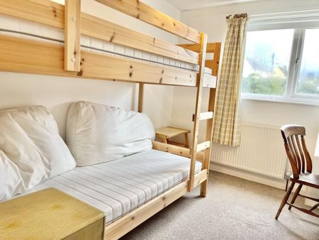 3 bedroom detached bungalow to rent - Photo 4