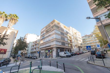 Apartamento T3 em Lisboa - Photo 2