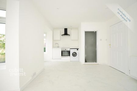 Studio to rent - Photo 2