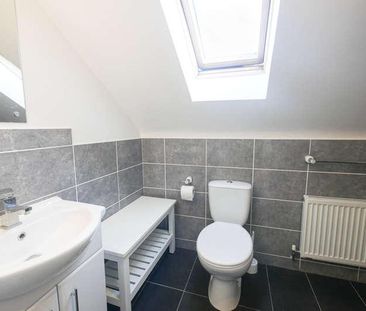 The Chase, Ickenham, UB10 - Photo 6