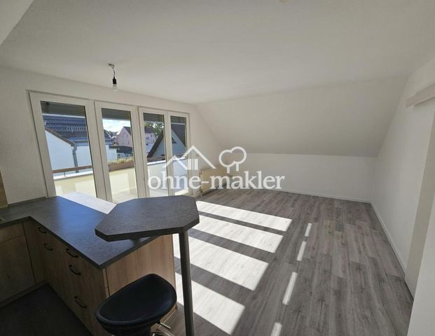 Teilmöblierte, hochwertig sanierte Wohnung in gepflegter Umgebung - Foto 1