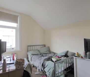 7 bedroom terraced house to rent - Photo 4