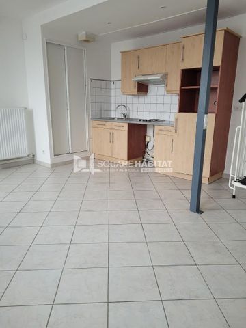Location Appartement 2 pièces 41m² FEIGNIES 59750 - Photo 2