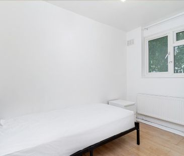 3 bedroom flat to rent - Photo 5