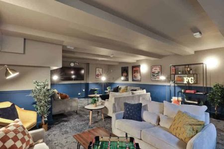 Bronze Studio - Photo 4