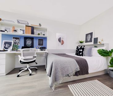 Silver Studio - Photo 2