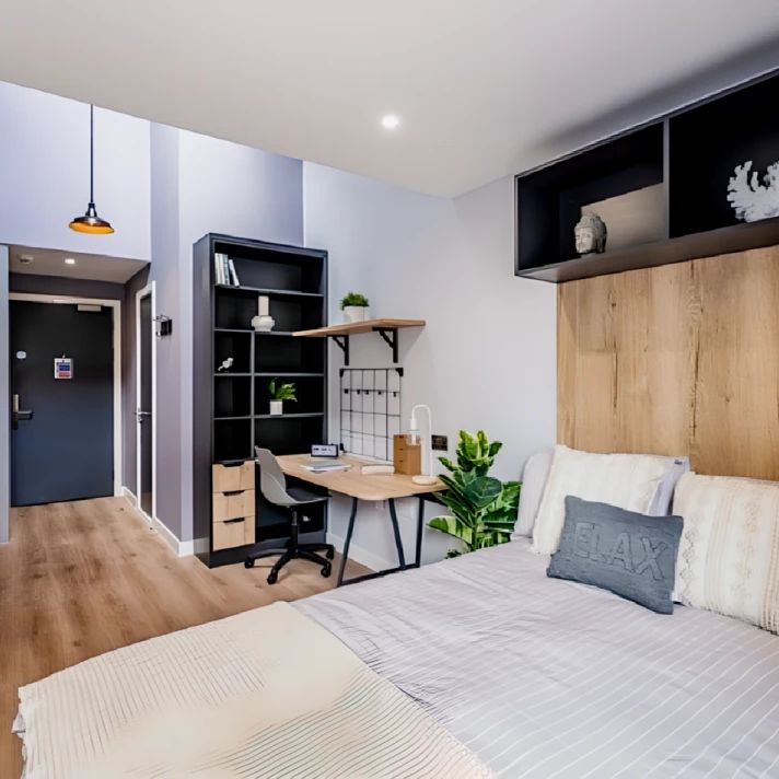 One Bed Mezzanine Apartment - Photo 1