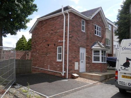 1 bedroom detached house to rent - Photo 5