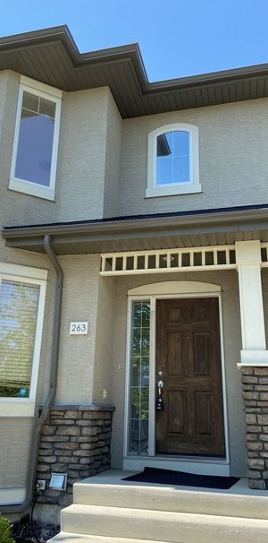 3 Bedroom Townhouse in Stonebridge - Photo 2