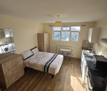 Studio Flat, St Pauls Road, N17 - Photo 6