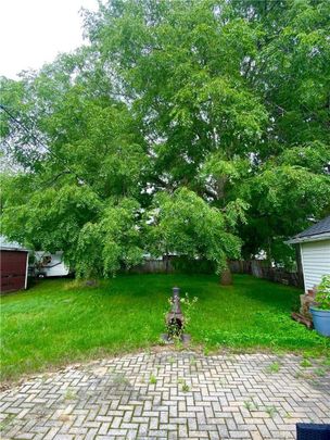 For Lease - 125 Innisfil Street, Barrie, Ontario - Photo 1