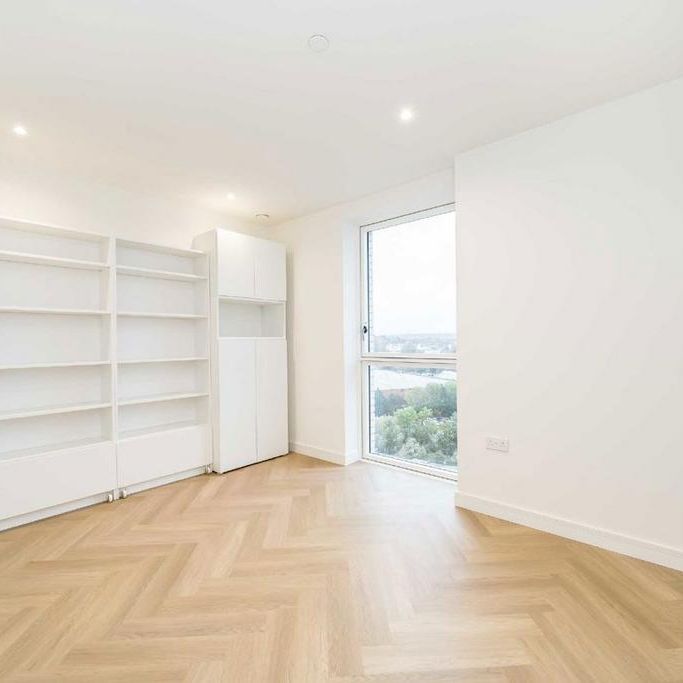 3 bedroom flat to rent - Photo 1