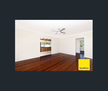 Full of Charm - In the Heart of Dutton Park - Photo 2