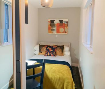 1 bedroom in a house share to rent - Photo 3