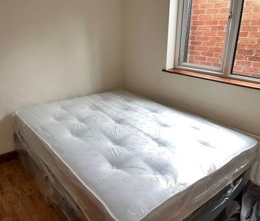 16 Melrose Street, Lisburn Road, Belfast, BT9 7DN - Photo 2