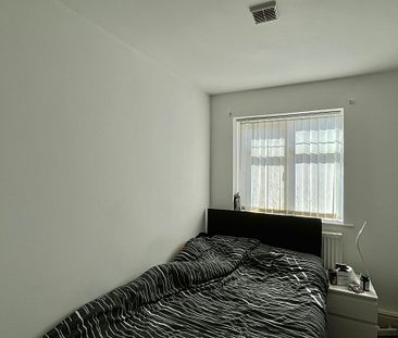 Flat 7, Bawas Place, NG7 3NW, NOTTINGHAM - Photo 3