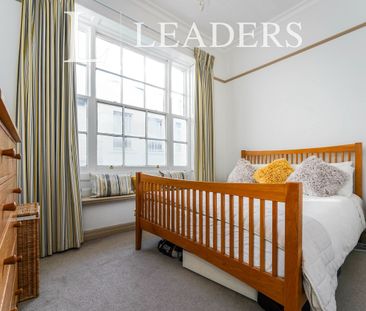 3 bedroom house to rent Montpellier House, Suffolk Square, Cheltenh... - Photo 3