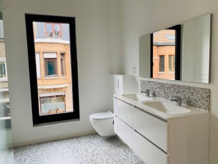 Gerenoveerde woning met 4 slaapkamers en ruime tuin - Foto 5