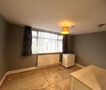 6 bedroom semi-detached house to rent - Photo 2