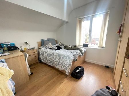 7 bedroom end of terrace house to rent - Photo 2