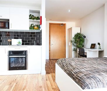 Studio to rent - Photo 3