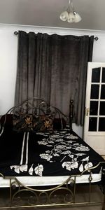 Guide Price £1,000 pcm - Available Now - Part Furnished - Photo 3