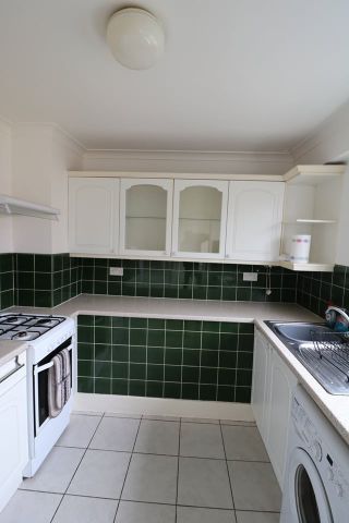 2 Bed Maisonette, Vicarage Close, B42 - Photo 4