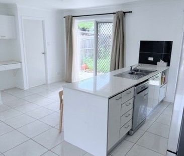 Central Loganlea Location - Photo 6