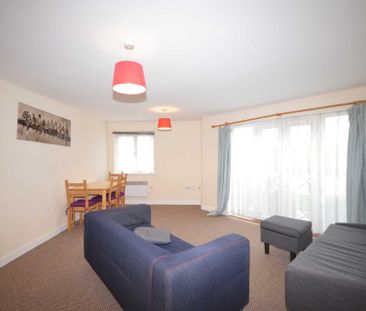 Foxglove Path, Riverside - Photo 3