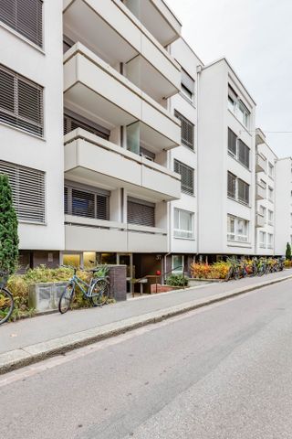 A lot of space in the Gundeli district - Photo 4