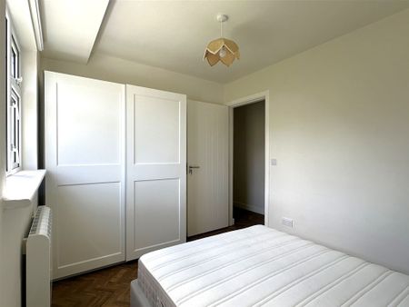 2b Beechmount Ave, Highfield Park, Galway - Photo 5